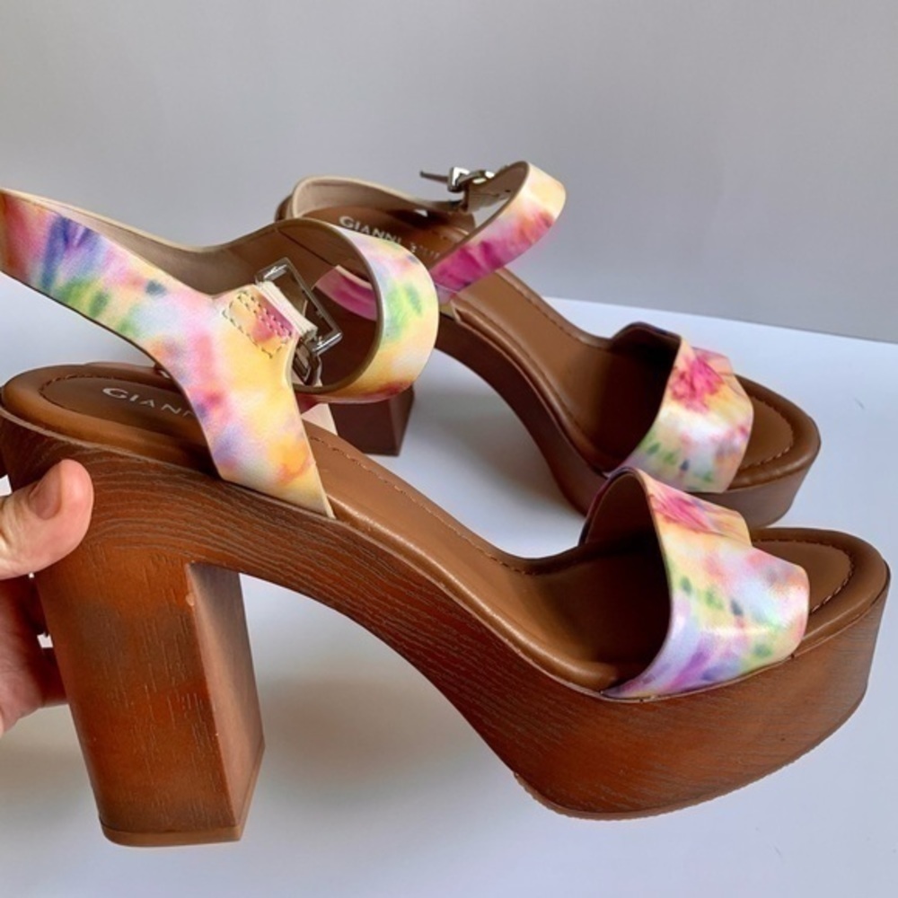 Gianni Bini Sandals colorful print sandals